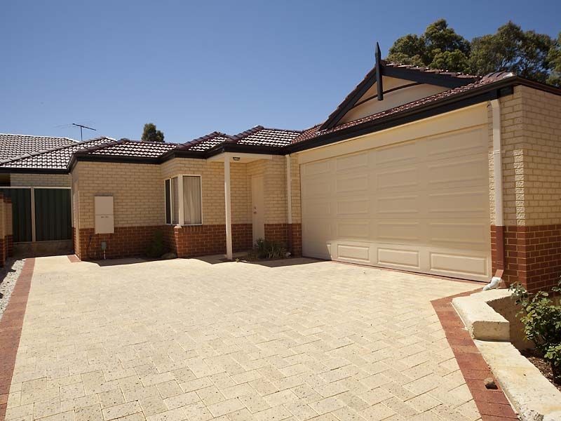 4/19 Boonooloo Road, Kalamunda WA 6076