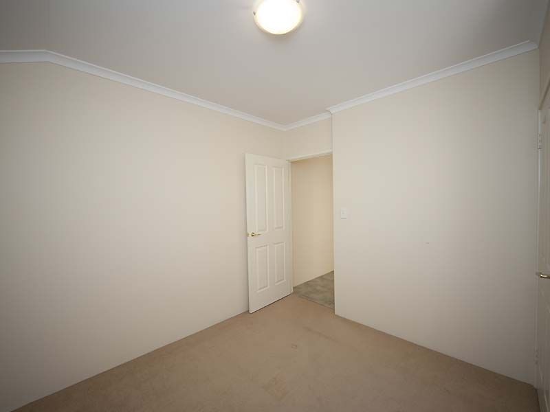 4/19 Boonooloo Road, Kalamunda WA 6076