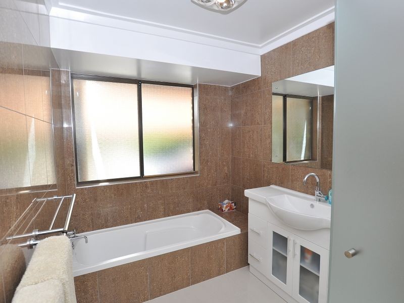 5 Urch Road, Kalamunda WA 6076