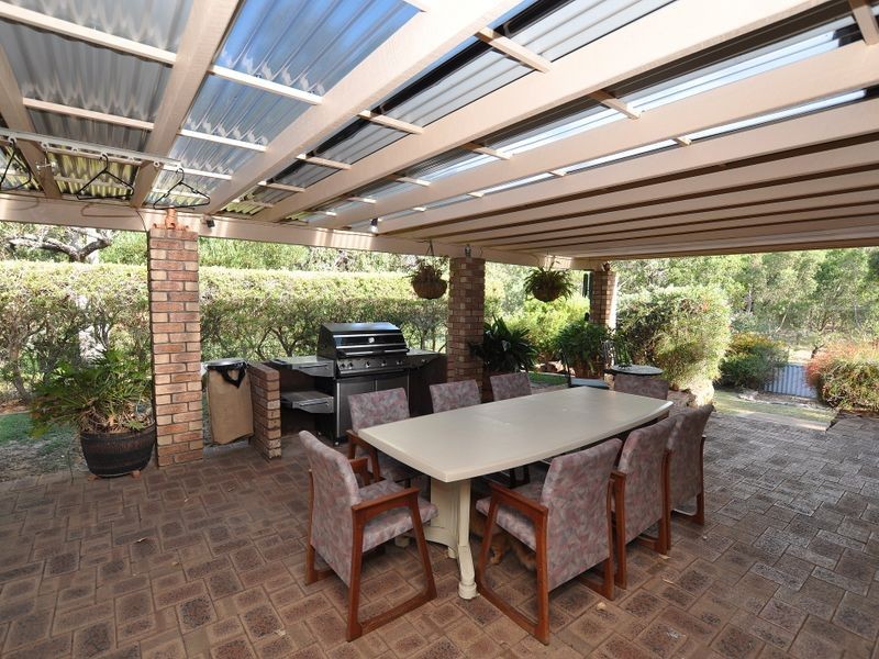 5 Urch Road, Kalamunda WA 6076