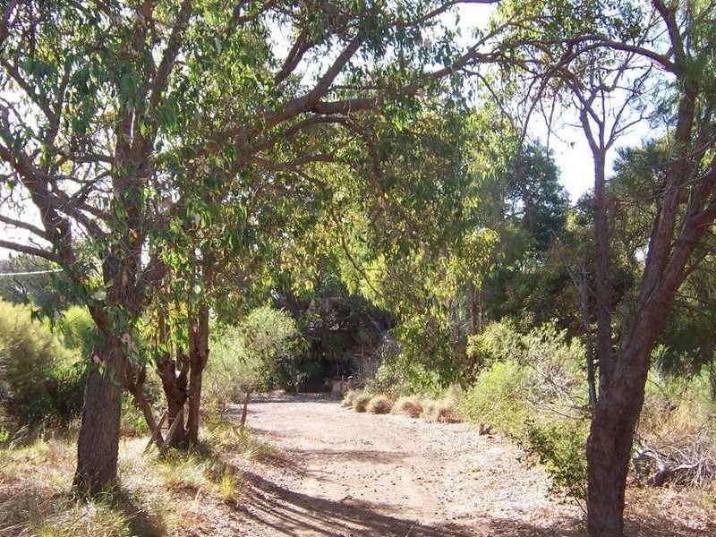 176A Canning Road, Kalamunda WA 6076