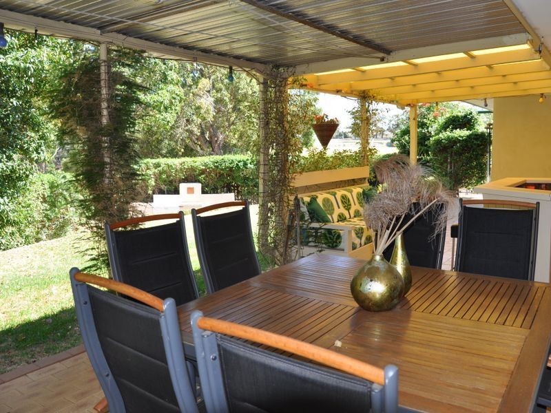 34 Cotherstone Road, Kalamunda WA 6076