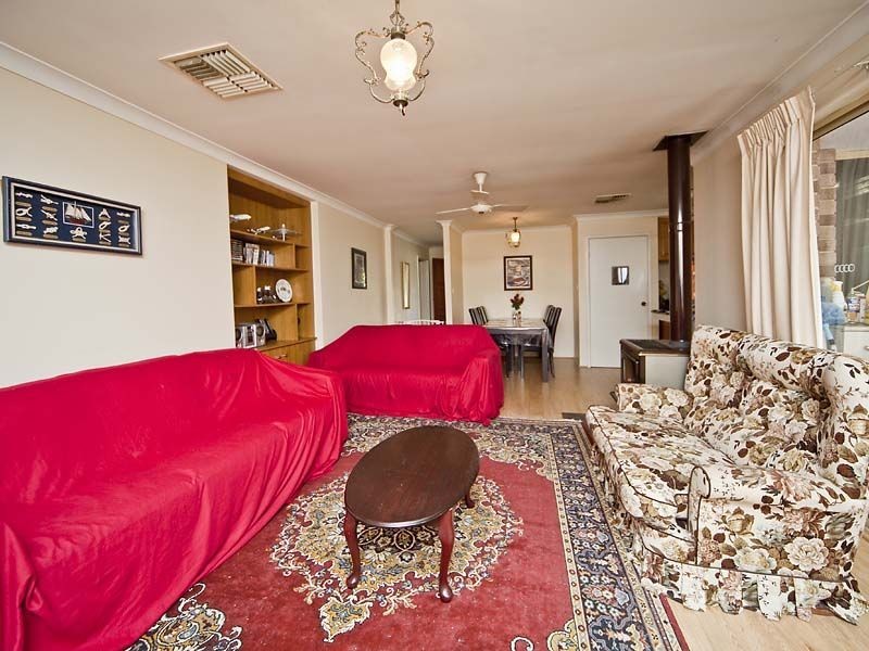 10 Butcher Road, High Wycombe WA 6057