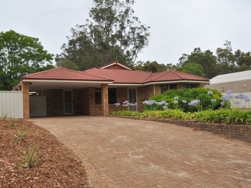 19 First Avenue, Bickley WA 6076