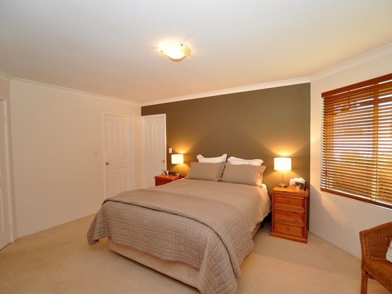 19 First Avenue, Bickley WA 6076