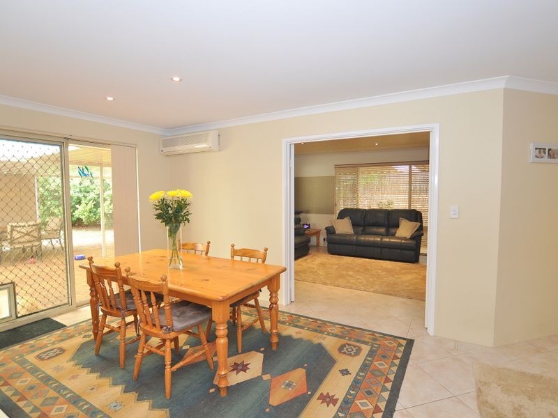 19 First Avenue, Bickley WA 6076