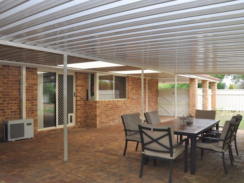 19 First Avenue, Bickley WA 6076