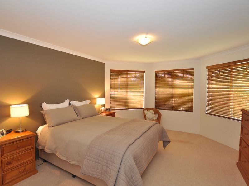 19 First Avenue, Bickley WA 6076
