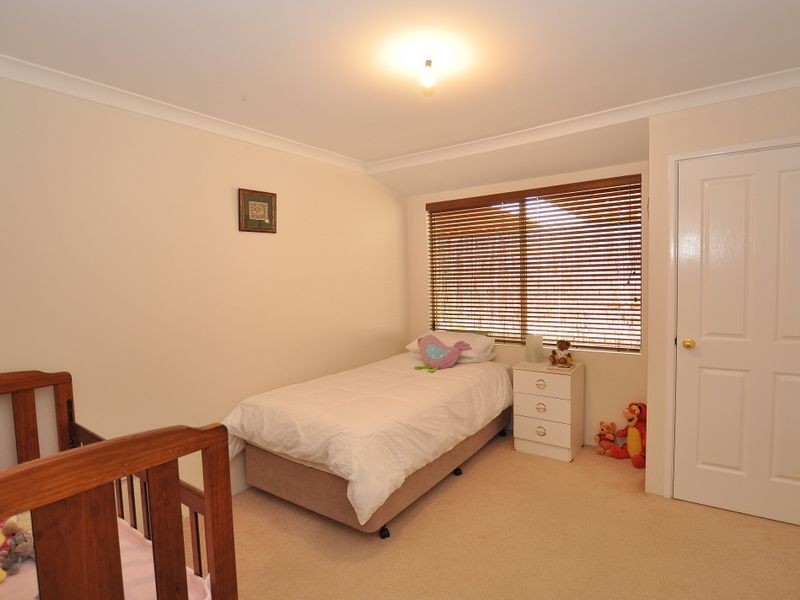 19 First Avenue, Bickley WA 6076