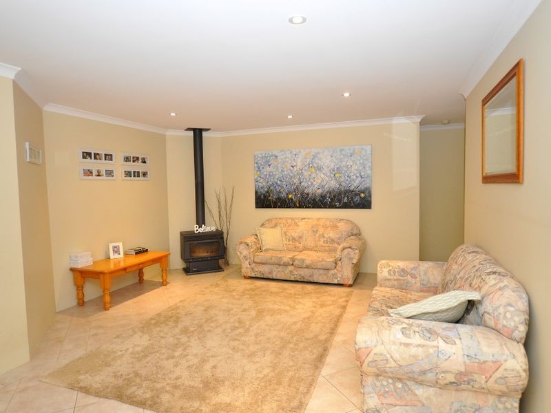 19 First Avenue, Bickley WA 6076