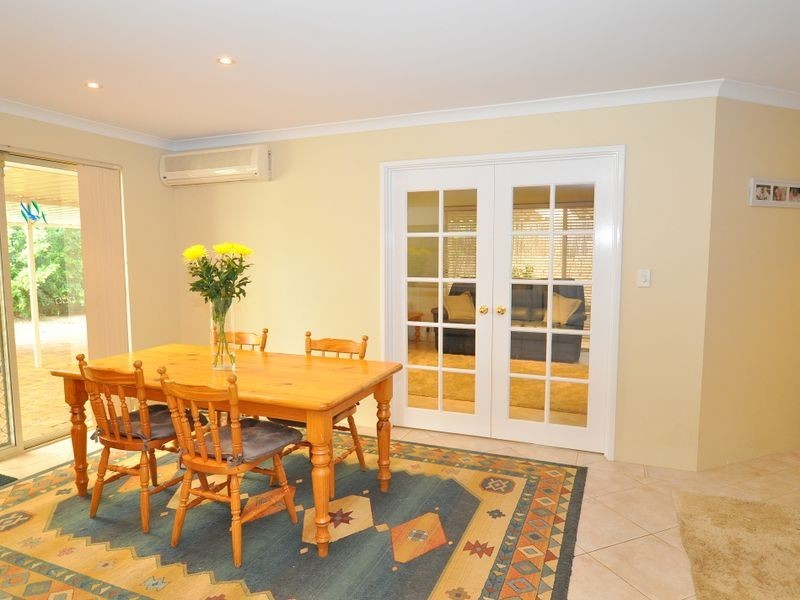 19 First Avenue, Bickley WA 6076