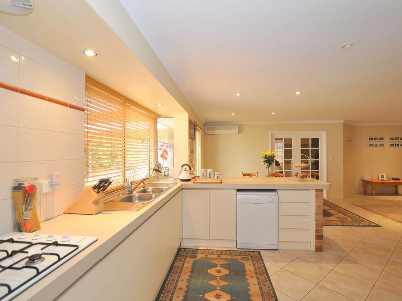 19 First Avenue, Bickley WA 6076