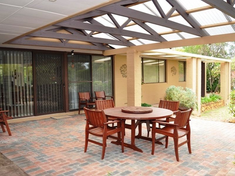 22 Ashurst Drive, Lesmurdie WA 6076