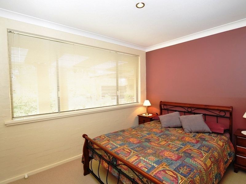 22 Ashurst Drive, Lesmurdie WA 6076