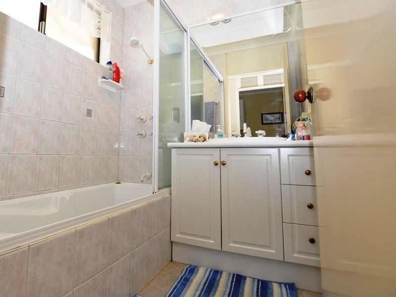 22 Ashurst Drive, Lesmurdie WA 6076