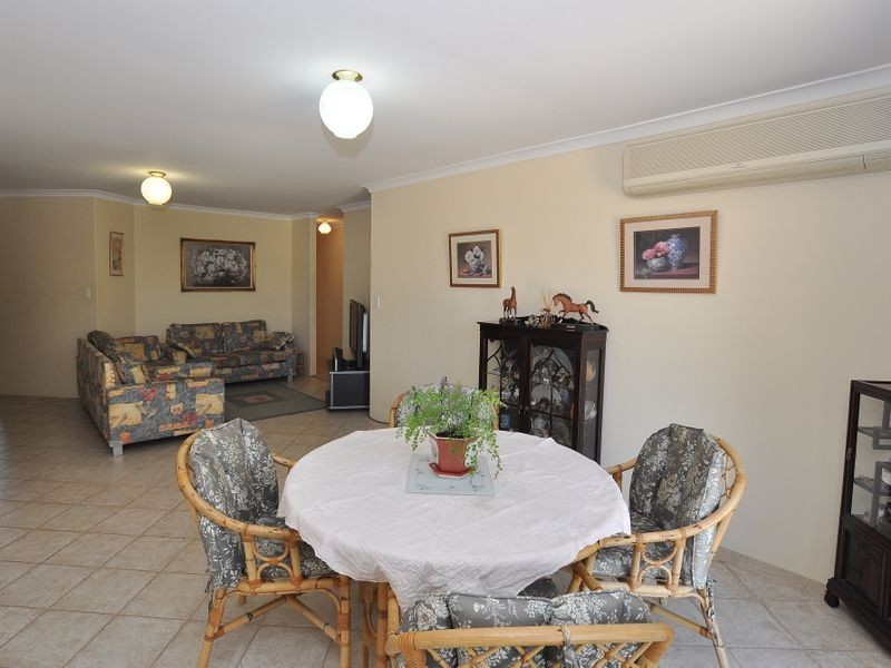 4 Mario Court, Lesmurdie WA 6076