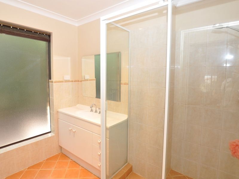 4 Mario Court, Lesmurdie WA 6076