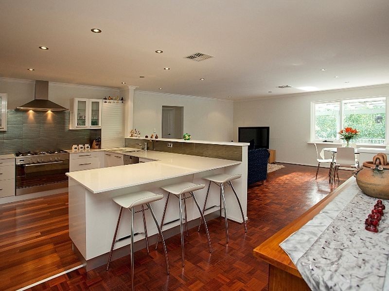 28 Albert Road, Lesmurdie WA 6076