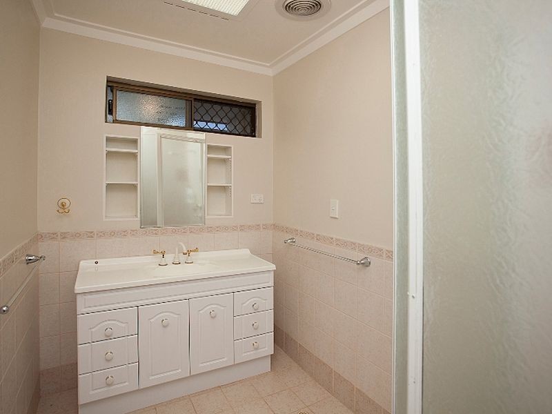 28 Albert Road, Lesmurdie WA 6076