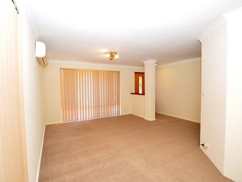 21 Walker Crescent, High Wycombe WA 6057