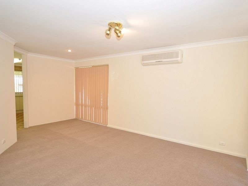 21 Walker Crescent, High Wycombe WA 6057