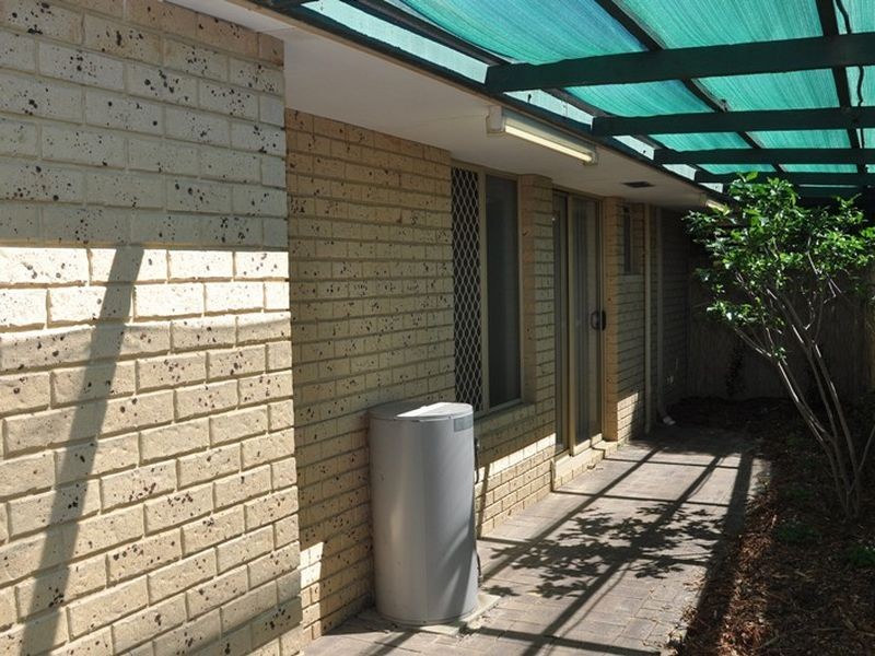 21 Walker Crescent, High Wycombe WA 6057