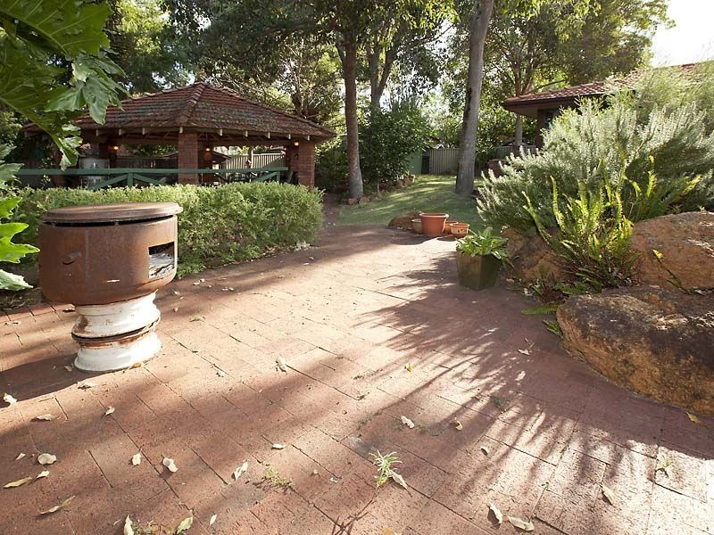 3 Wilson Place, Gooseberry Hill WA 6076