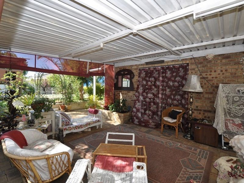 1 Berberis Way, Forrestfield WA 6058
