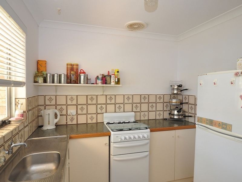 1 Berberis Way, Forrestfield WA 6058