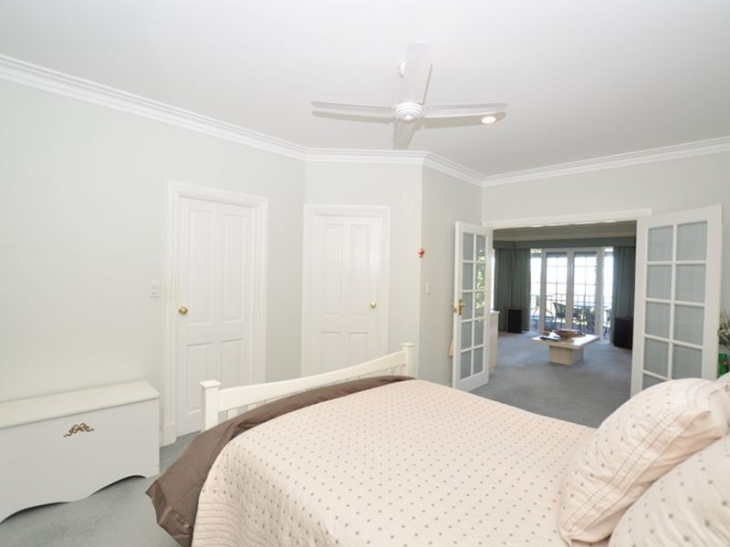 10 Walbeck Road, Kalamunda WA 6076