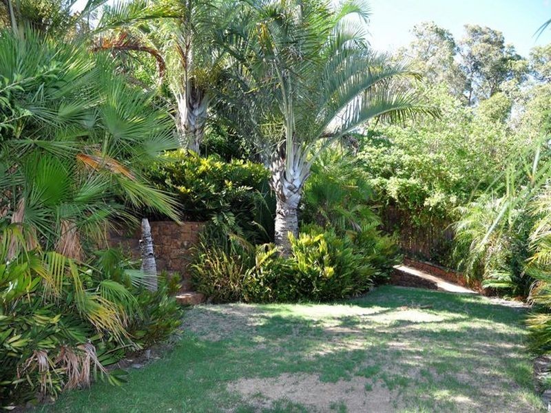 10 Walbeck Road, Kalamunda WA 6076