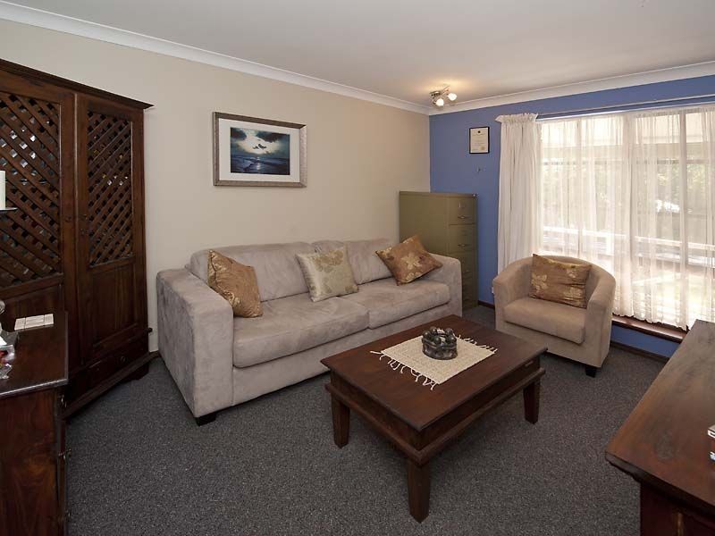 7 Schmitt Road, Kalamunda WA 6076