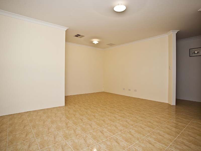 15 Wood Court, Lesmurdie WA 6076