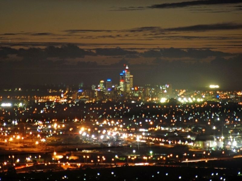 6 Maxine Court, Lesmurdie WA 6076