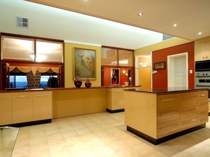 6 Maxine Court, Lesmurdie WA 6076