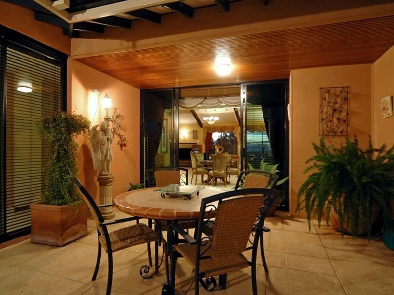 6 Maxine Court, Lesmurdie WA 6076