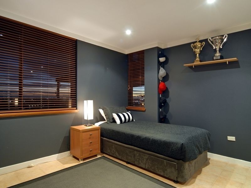 6 Maxine Court, Lesmurdie WA 6076