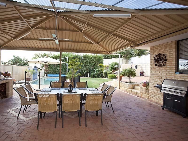 17 Cupello Drive, Swan View WA 6056