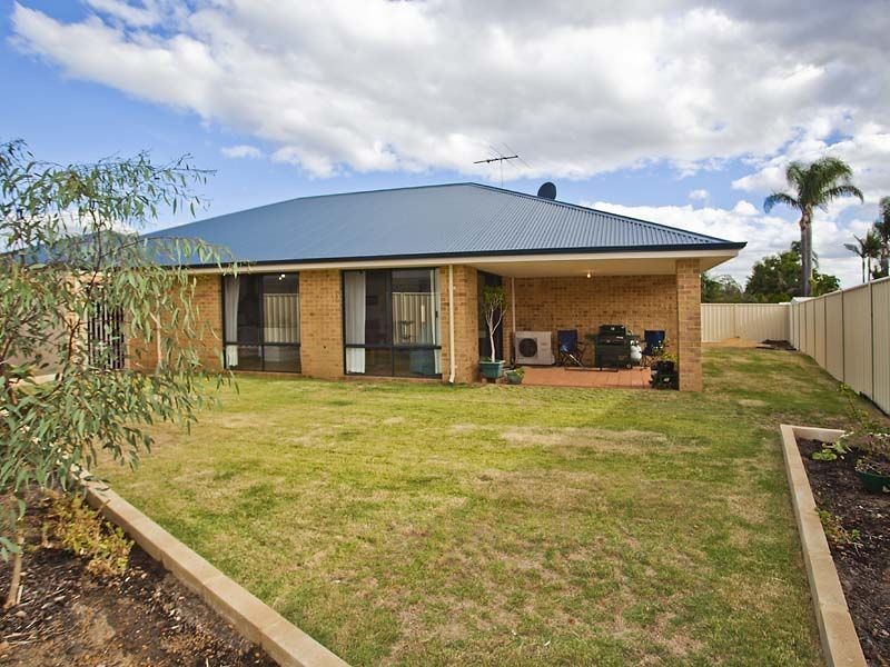 7 Agraulia Court, High Wycombe WA 6057