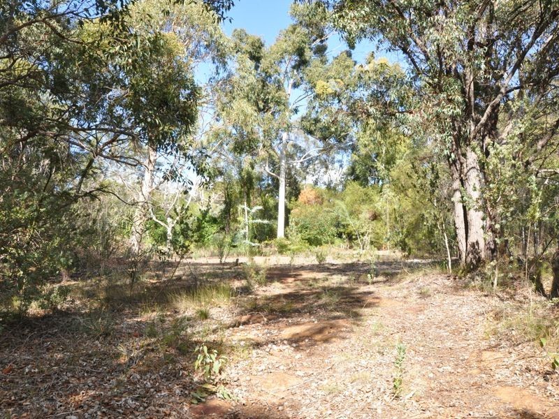 29 Barbigal Place, Lesmurdie WA 6076