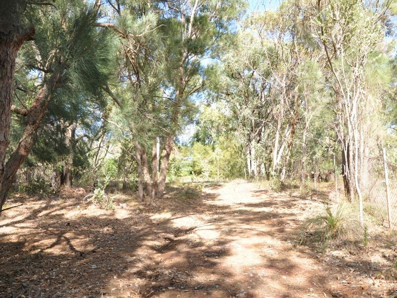 29 Barbigal Place, Lesmurdie WA 6076