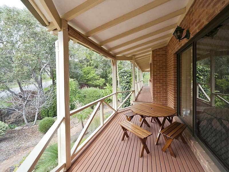 30 Torwood Drive, Gooseberry Hill WA 6076