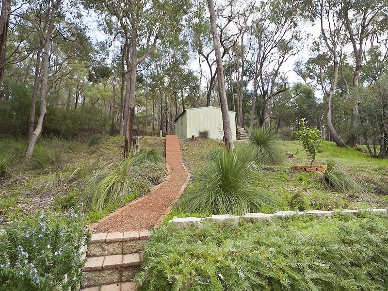 30 Torwood Drive, Gooseberry Hill WA 6076