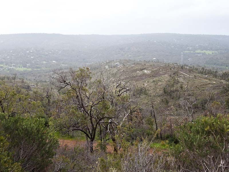 10 Ocean View Parade, Gooseberry Hill WA 6076