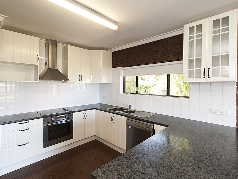 2 The Corkscrew, Gooseberry Hill WA 6076