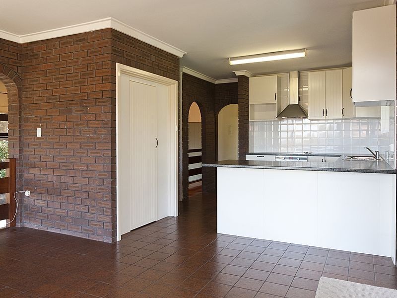 2 The Corkscrew, Gooseberry Hill WA 6076