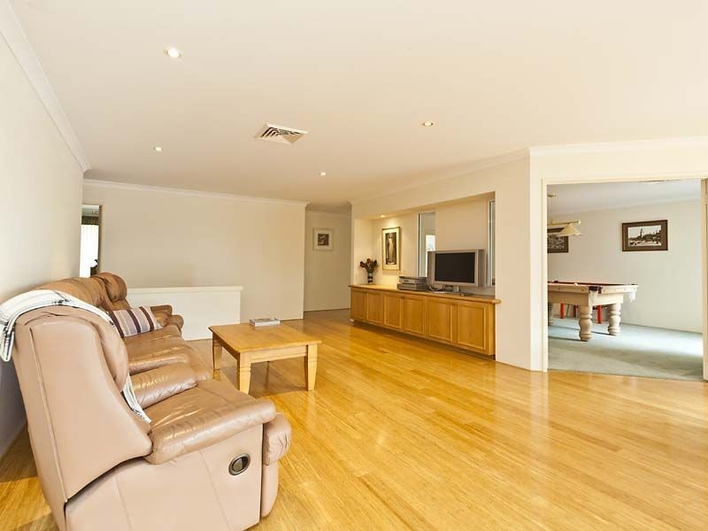 33 Trott Road, Lesmurdie WA 6076