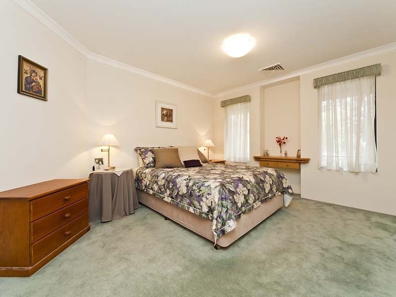 33 Trott Road, Lesmurdie WA 6076