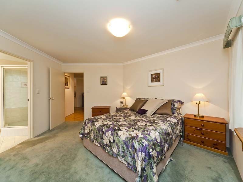 33 Trott Road, Lesmurdie WA 6076
