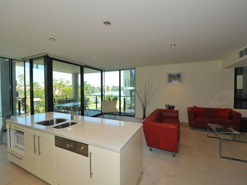 W205/70 Canning Beach Road, Applecross WA 6153